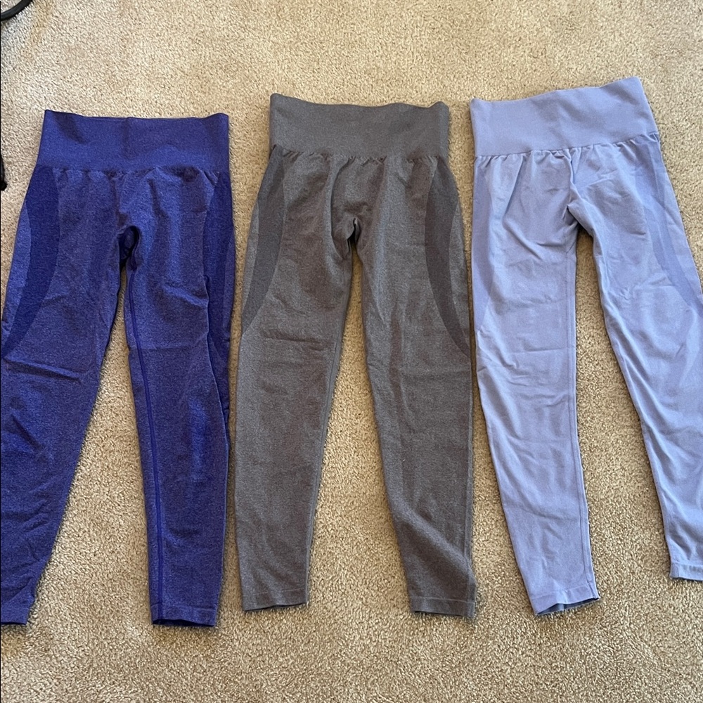 NVGTN Leggings Trio in Blue, Gray, and Light Purple - Picture 7 of 8